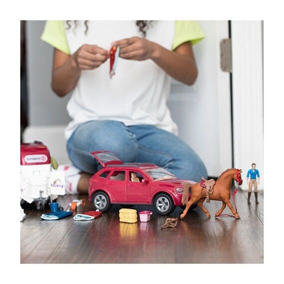 Schleich - Horse  Club - Horse Adventures with Car and Trailer (42535) / Toys