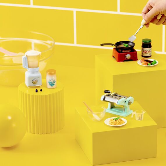 Mini Brands - Magic Cook Kitchen S1 - Blender / Toys