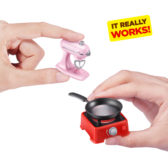 Mini Brands - Magic Cook Kitchen S1 - Steak with Pan / Toys