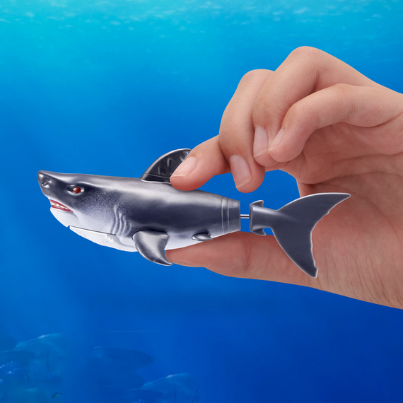 Robo Alive - Water Activated Shark - Grey / Toys