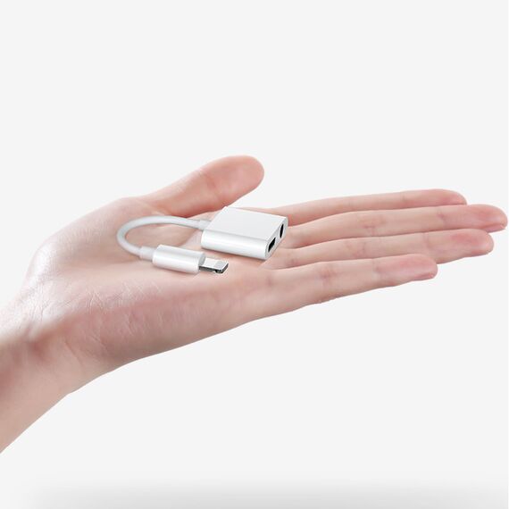 Joyroom S-Y104 headphone adapter Lightning - Lightning / mini jack 3.5mm - white | Techbox