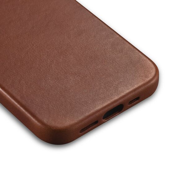 iCarer Oil Wax Premium Leather Case iPhone 14 Plus Magnetic Leather Case with MagSafe Brown (WMI14220703-RB) - Apple Cases - Cases - Techbox