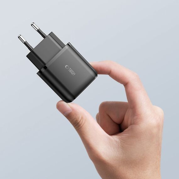 Tech-Protect C20W USB-C PD 20W / USB-A QC 3.0 network charger - black - Travel Chargers - Smartphone Chargers - Techbox