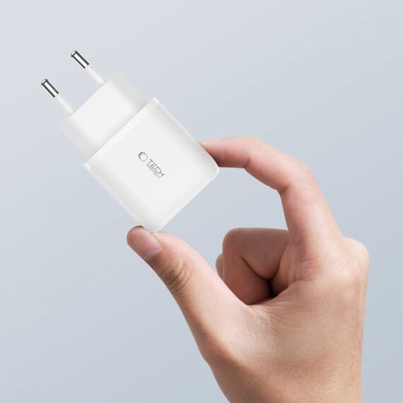 Tech-Protect C20W charger USB-C PD 20W / USB-A QC 3.0 - white | Techbox
