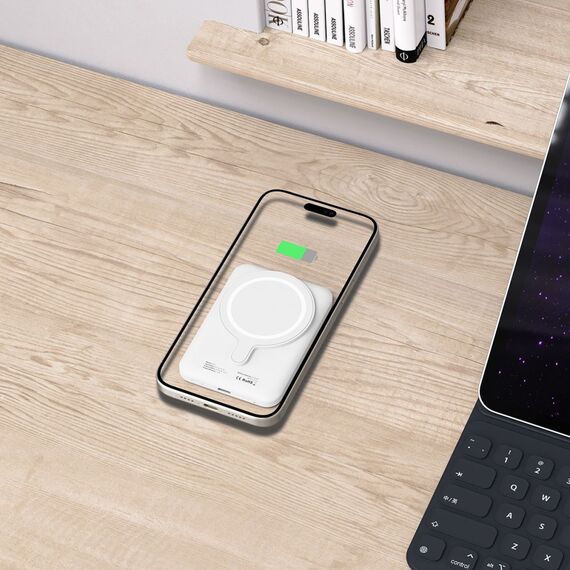 Tech-Protect LifeMag PB10 Powerbank with MagSafe 5000mAh 15W USB-C port - white + USB-C cable - Powerbanks - Smartphone Chargers - Techbox