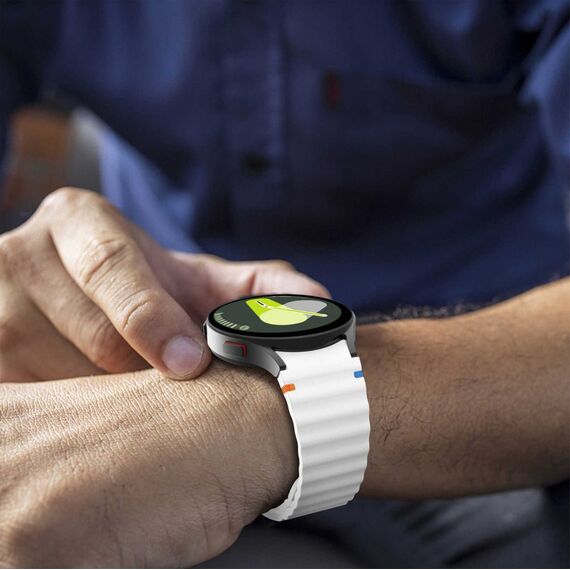 Tech-Protect Silicone Sport Strap for Samsung Galaxy Watch 4 / 5 / 5 Pro / 6 / 7 / FE - White | Techbox