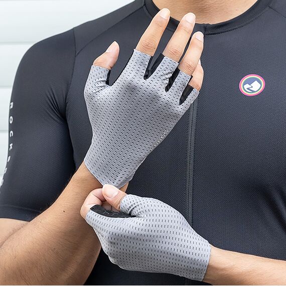 Rockbros Breathable Short Finger Cycling Gloves Size: M - Grey | Techbox