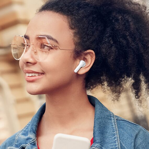 QCY T13 In-Ear Headphones with ANC IPX5 Bluetooth 5.3 - White | Techbox