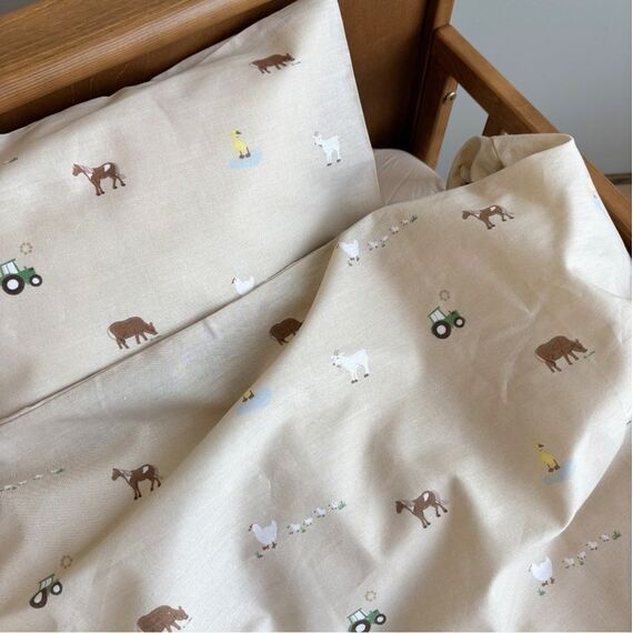 By Mats - Farmland Bed Linen Set - 100x140 cm x 40x45 cm (MAT277) / Baby and Children