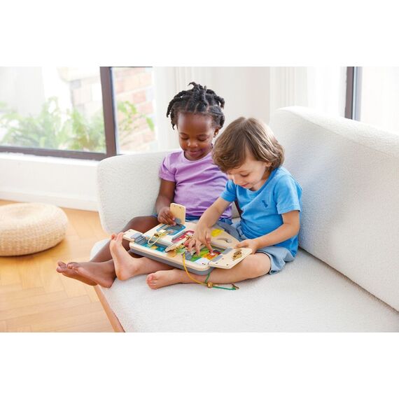 Hape - Lock Board (87-1111) / Toys