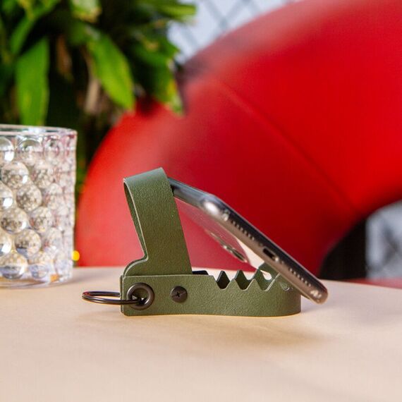 Kikkerland - Gator Phone Stand - 3.5 x 2.75 x 1.5 when open, 3.5 x 1.5 x 1.5 when closed / Electronics