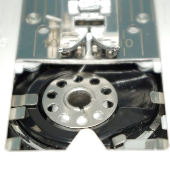 Łucznik Everyday Automatic sewing machine Electromechanical | Techbox