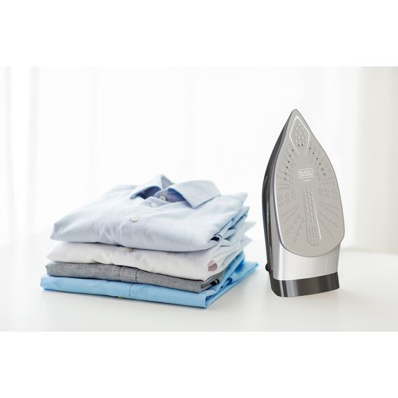 Black+Decker steam generator BXSS2401E (2400W) | Techbox
