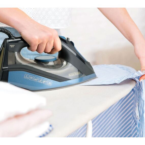 Iron Black+Decker BXIR2801E - Steam Irons - Home - Techbox