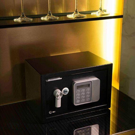 Yale YSG/200/DB2 Free Standing Safe 8.6 l Steel Black | Techbox