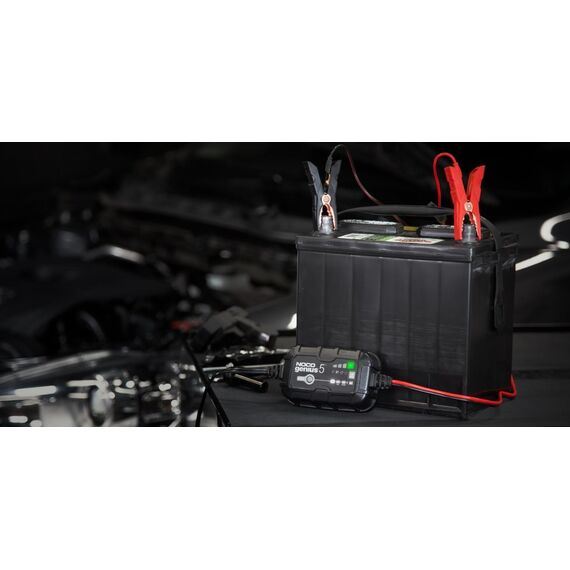NOCO GENIUS5 5A Battery charger for 6V/12V batteries with maintenance and desulphurisation function | Techbox