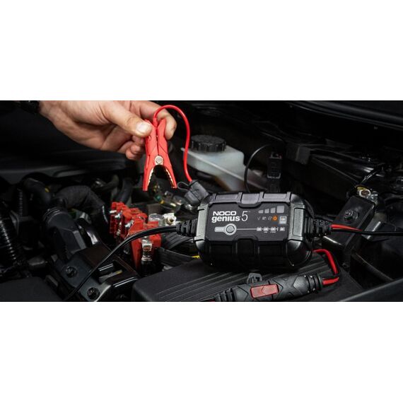 NOCO GENIUS5 5A Battery charger for 6V/12V batteries with maintenance and desulphurisation function | Techbox