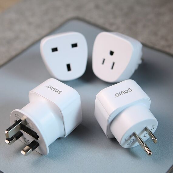 Savio AP-01 power adapter/inverter Indoor White - Adaptors & Plugs - Cables & Adapters - Techbox