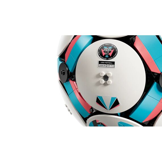 LEGO EDITIONS 43019 Soccer Ball |  Techbox
