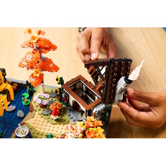 LEGO ICONS 11372 Autumn Cottage Garden - Lego - Collectibles - Techbox