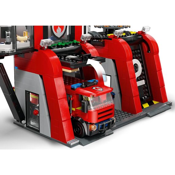 LEGO CITY 60414 FIRE STATION WITH FIRE TRUCK |  Techbox