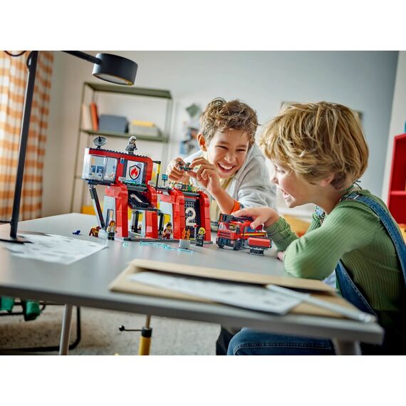 LEGO CITY 60414 FIRE STATION WITH FIRE TRUCK |  Techbox