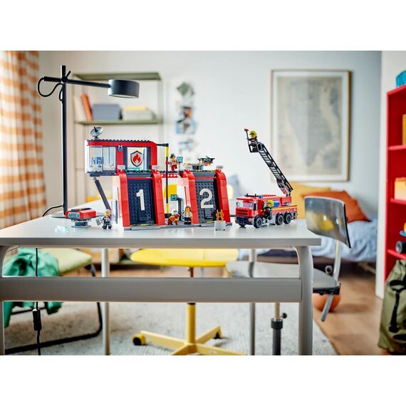 LEGO CITY 60414 FIRE STATION WITH FIRE TRUCK |  Techbox