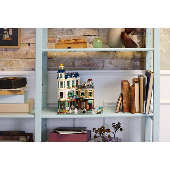 LEGO ICONS 11371 Shopping Street |  Techbox