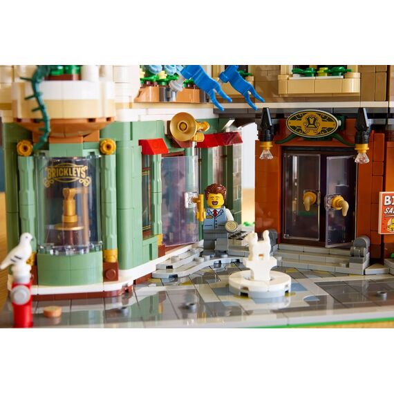LEGO ICONS 11371 Shopping Street |  Techbox