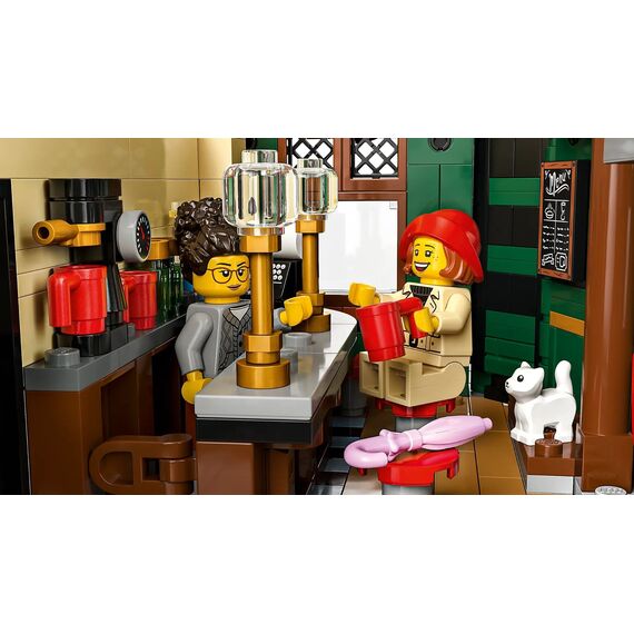 LEGO ICONS 10350 Tudor Corner |  Techbox