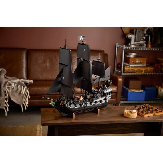 LEGO ICONS 10365 Captain Jack Sparrow's Pirate Ship |  Techbox