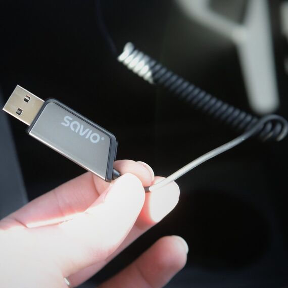 Savio TR-16 Transmitter AUX adapter with hands-free function, Bluetooth 5.3, Google Assistant/Siri | Techbox