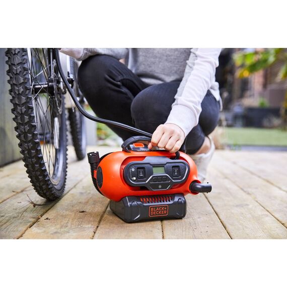 Black & Decker BDCINF18N-QS air compressor 160 l/min AC/Cigar lighter | Techbox