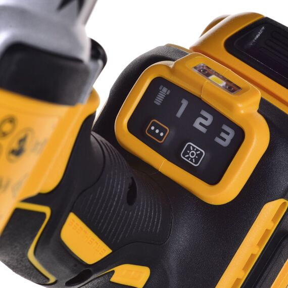 Klucz udarowy 1/2" 18V 2x5,0Ah DCF900P2T-QW DEWALT - Electric Tools - Tools - Techbox