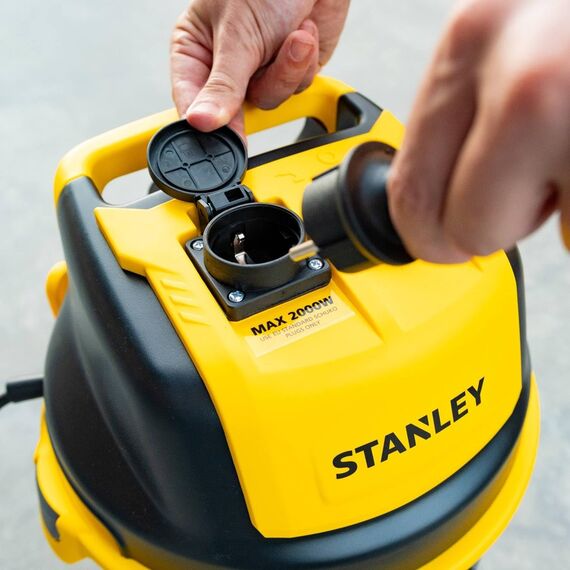 Stanley SXVC30XTDE Black, Stainless steel, Yellow 1600 W - Vacuum Cleaners - Cleaning - Techbox