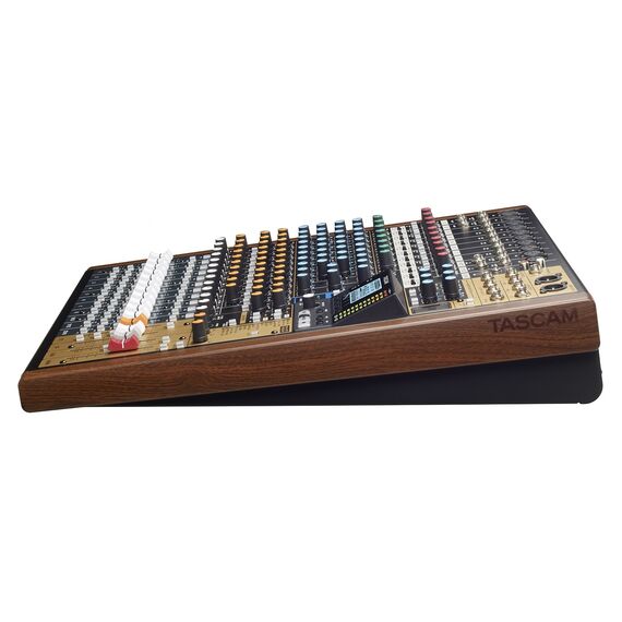 Tascam MODEL 16 audio mixer 16 channels 20 - 30000 Hz Black, Gold, Wood - DJ Controllers - Image & Sound - Techbox