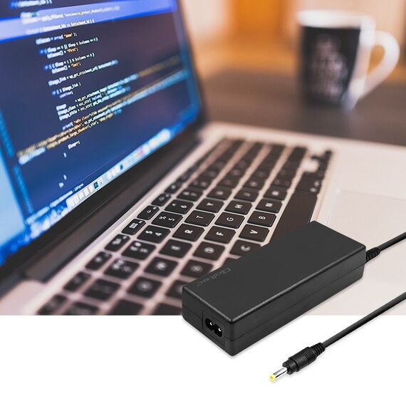 Qoltec 51038 power adapter/inverter Indoor 65 W Black - Laptop Chargers - Laptop - Techbox