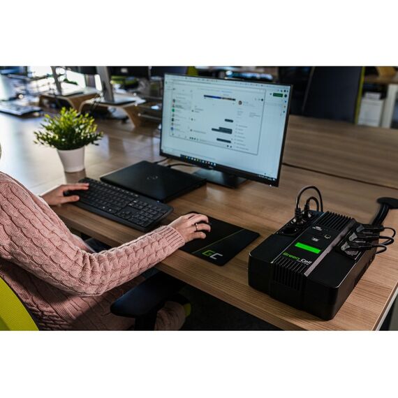 Green Cell UPS06 uninterruptible power supply (UPS) Line-Interactive 600 VA 360 W 6 AC outlet(s) | Techbox