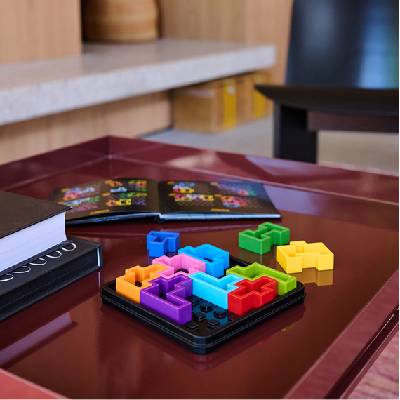 SmartGames: IQ Deluxe - Square (Nordic) (SG2648) / Toys