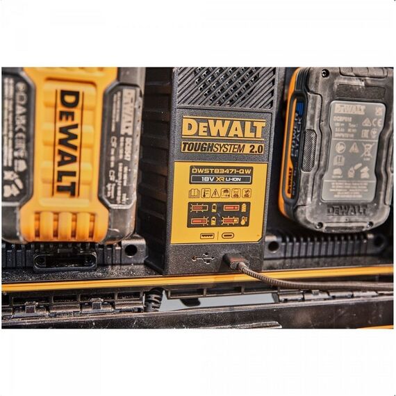 TOUGHSYSTEM CHARGER DWST83471 2X4A DEWALT | Techbox