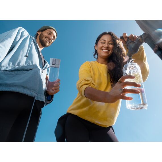 Brita Vital blue 2-disc filter bottle | Techbox
