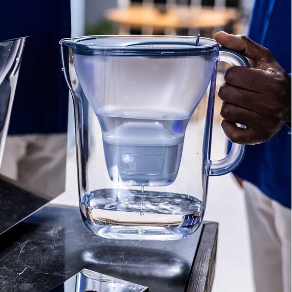 BRITA Style ESSENTIAL XL graphite filter jug + MX Pro Pure Performance filter | Techbox