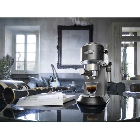 De’Longhi Dedica Style EC685.BK Semi-auto Espresso machine 1.1 L | Techbox