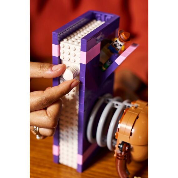 LEGO DISNEY 43301 Toy Story: Slinky Dog Bookends |  Techbox