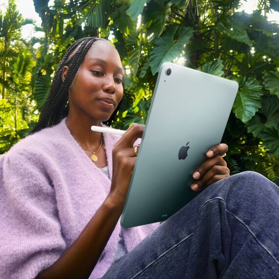 Apple iPad Air Apple M 128 GB 33 cm (13") 12 GB Wi-Fi 7 (802.11be) iPadOS 26 Beige