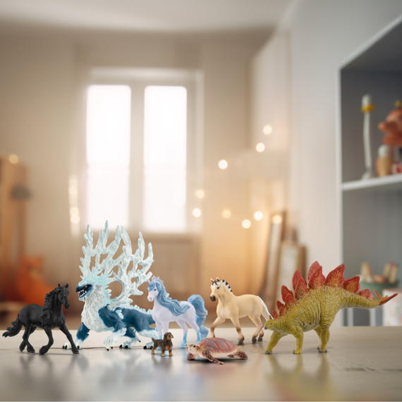 Schleich - Bayala - Flowy Unicorn Mare (70823) / Toys
