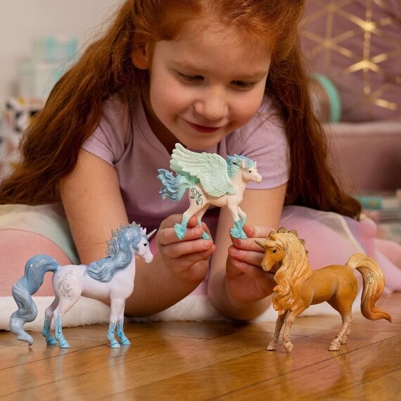 Schleich - Bayala - Flowy Unicorn Mare (70823) / Toys