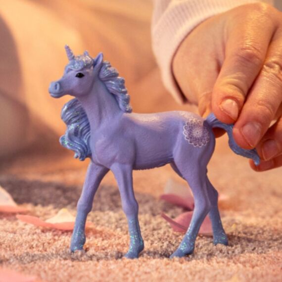 Schleich - Unicorn Foal Iris (70861) / Toys