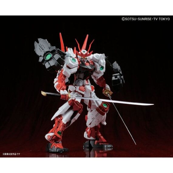 GUNDAM - MG 1/100 Sengoku Astray Gundam - Model Kit