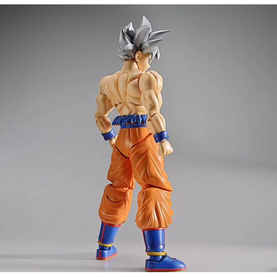 DRAGON BALL - Model Kit - SON GOKU Ultra Instinct
